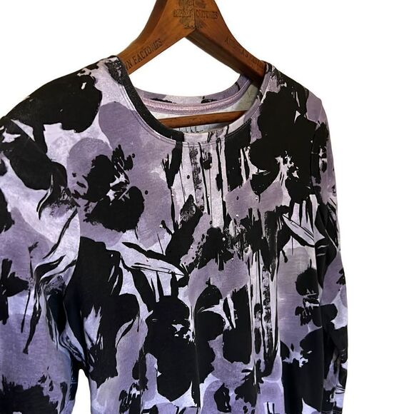 Nicole Miller Scoop Neck Top - Picture 3 of 8